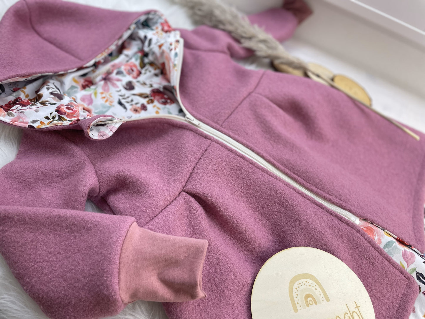 Wollwalkmantel Altrosa Blumen mix weiß