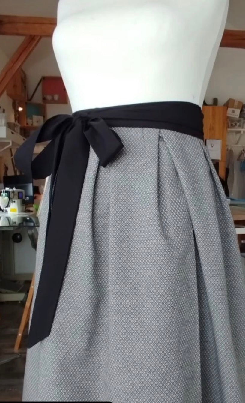 Wickelrock Damen – Eleganter Trachtenrock | Lieblingsnaht